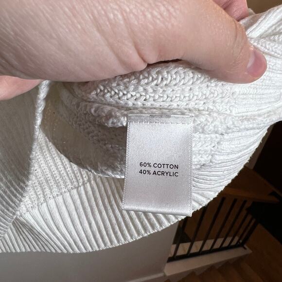 Evereve White V Neck Sweater Vest - Picture 4 of 5